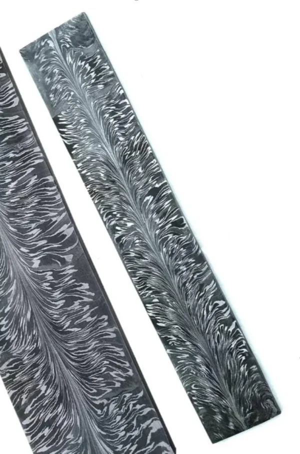 Feather Damascus Bar Billet Steel 30x5cm Bush Crafts Knife Making