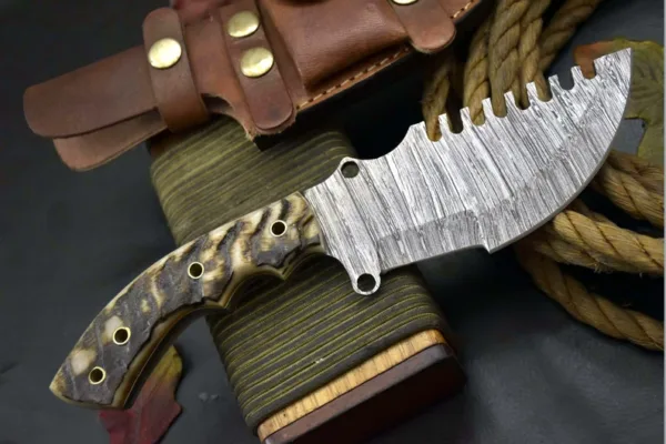 Tracker Knife Custom Damascus Steel Hunting Knife Handmade Full Tang Blade Bushcraft Camping Knife Leather Sheath Personalised Gift For Him