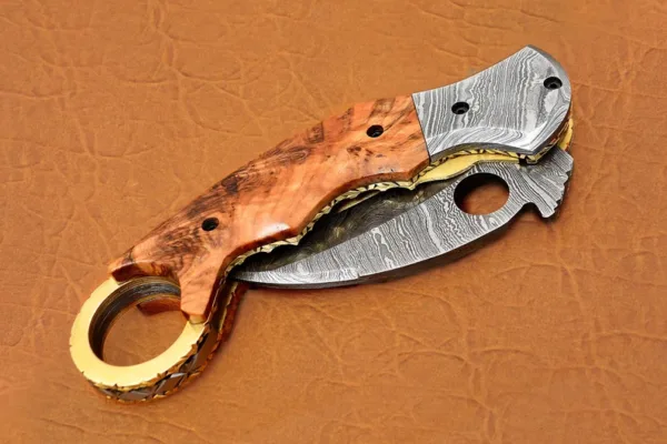 Damascus Karambit Folding Knife, 8.5" Damascus Steel Bolster Point Blade, Olive Wood, Pocket Knife, Razor Sharp