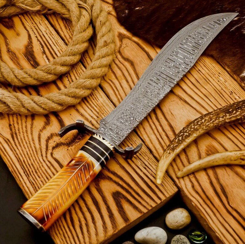 5″ Rare Custom Handmade Damascus Steel Hunting Bowie Knife W/ Leather Sheath 5" Rare Custom Handmade Damascus Steel Hunting Bowie Knife W/ Leather Sheath