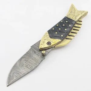 Handmade Fish-Style Damascus Steel Folding Knife Perfect for Skinning, Hunting, Outdoor Camping, and Groomsmen Gift