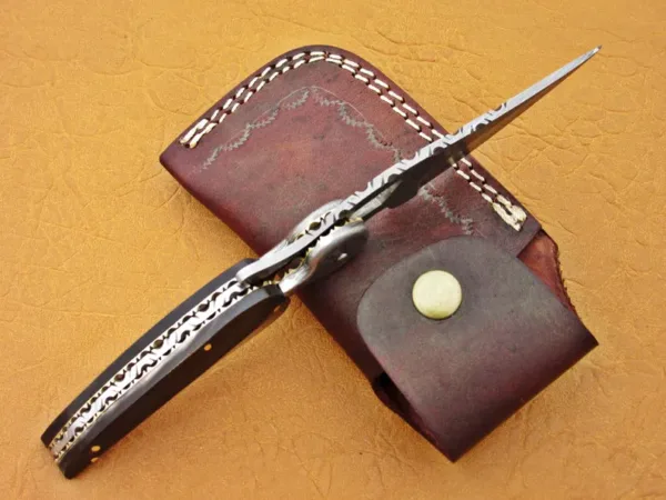 Damascus Leaf Folding Knife, 7.0" Damascus Steel Bolster Point Blade, Buffalo Horn Handle, Pocket Knife, Razor Sharp,
