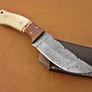 Damascus Hunting Knife, Damascus Steel Classic Skinner Knife, 8", Walnut Wood, Camel Bone Handle, Fixed Blade, Full Tang
